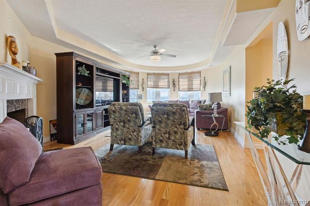 8162 E Jefferson Avenue 7B, Detroit, MI 48214