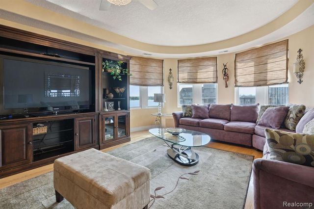 8162 E Jefferson Avenue 7B, Detroit, MI 48214