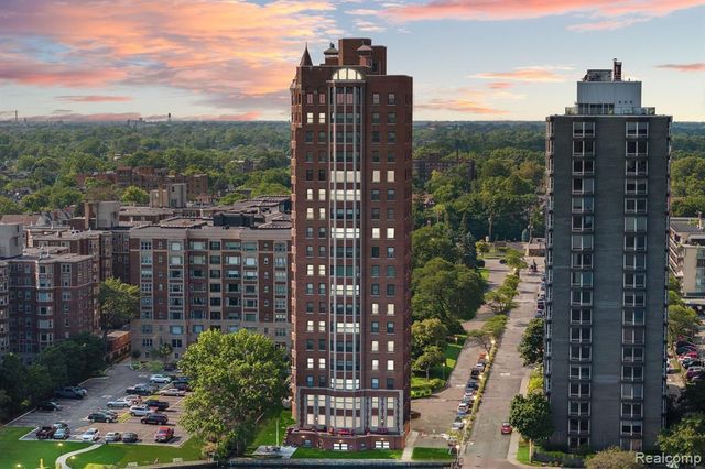 8162 E Jefferson Avenue 7B, Detroit, MI 48214