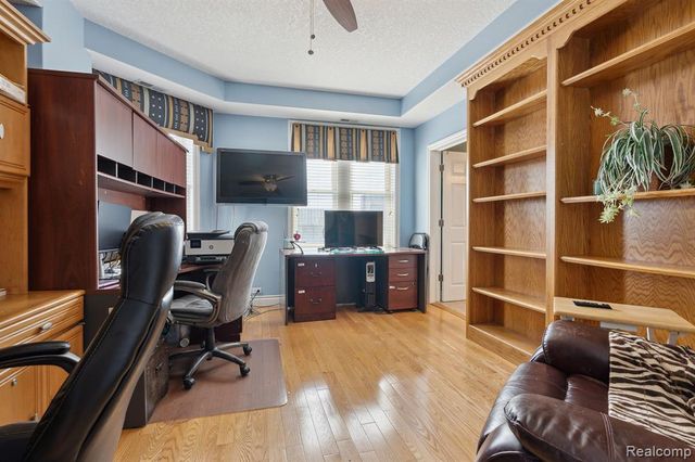 8162 E Jefferson Avenue 7B, Detroit, MI 48214