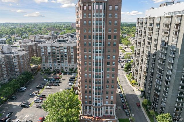 8162 E Jefferson Avenue 7B, Detroit, MI 48214