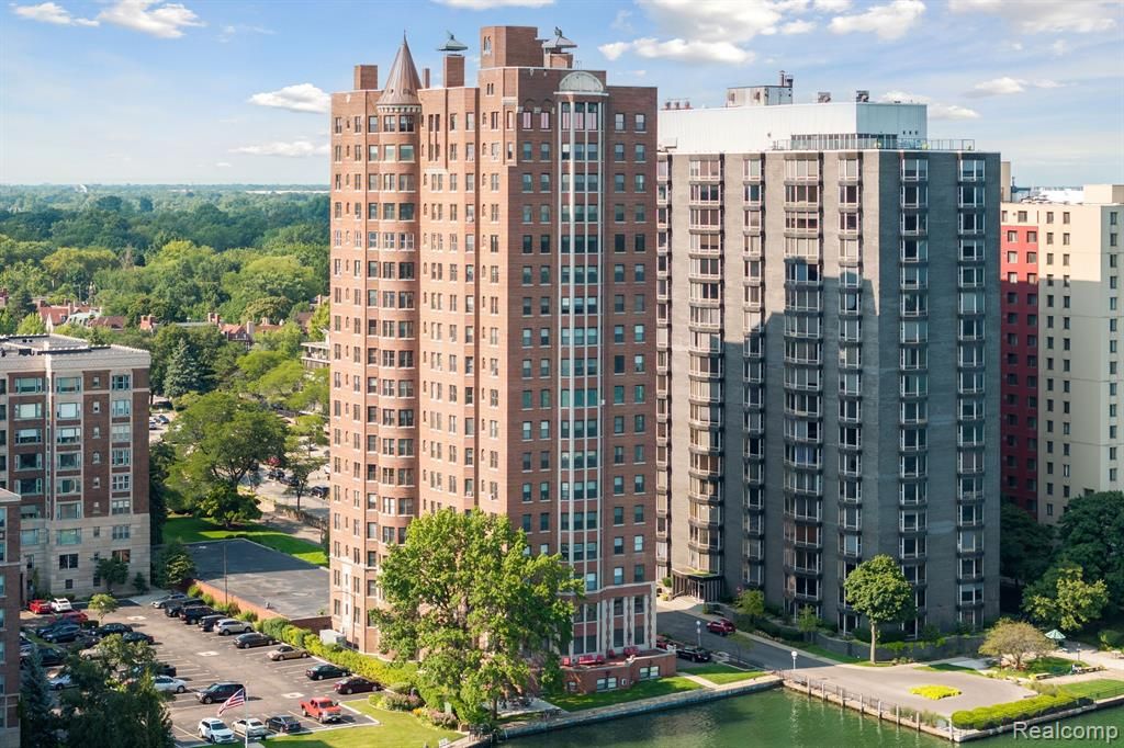 8162 E Jefferson Avenue 7B, Detroit, MI 48214