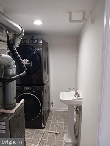 13280 POENER PL, Herndon, VA 20170