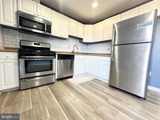 13280 POENER PL, Herndon, VA 20170