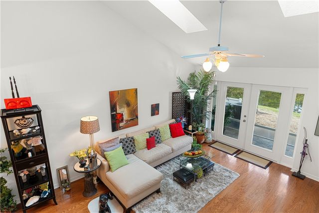 530 6th Street, Vero Beach, FL 32962