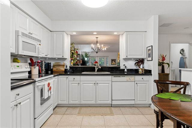 530 6th Street, Vero Beach, FL 32962