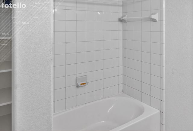 8426 Garrett Green Lane, Richmond, TX 77407