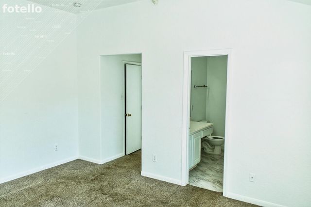 8426 Garrett Green Lane, Richmond, TX 77407