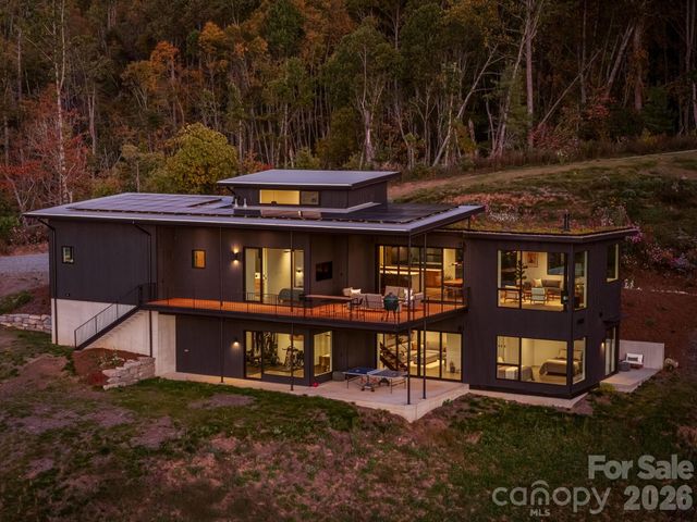 122 Elk Wallow Trail, Asheville, NC 28804