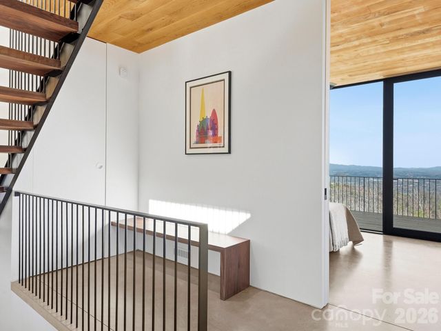 122 Elk Wallow Trail, Asheville, NC 28804