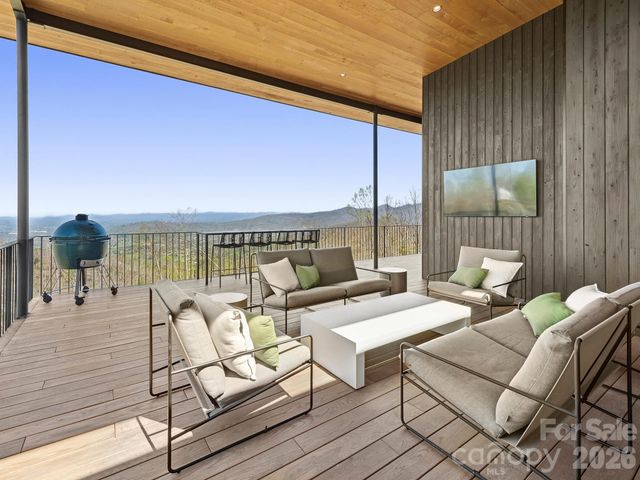 122 Elk Wallow Trail, Asheville, NC 28804
