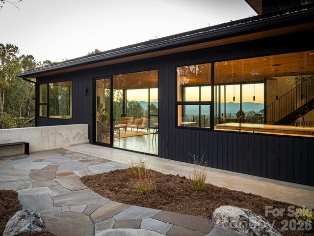 122 Elk Wallow Trail, Asheville, NC 28804