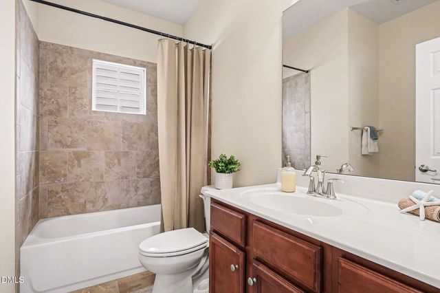 3821 Heritage Spring Circle, Wake Forest, NC 27587