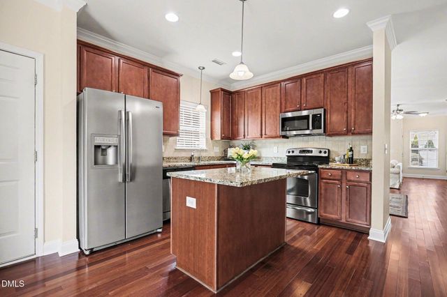 3821 Heritage Spring Circle, Wake Forest, NC 27587