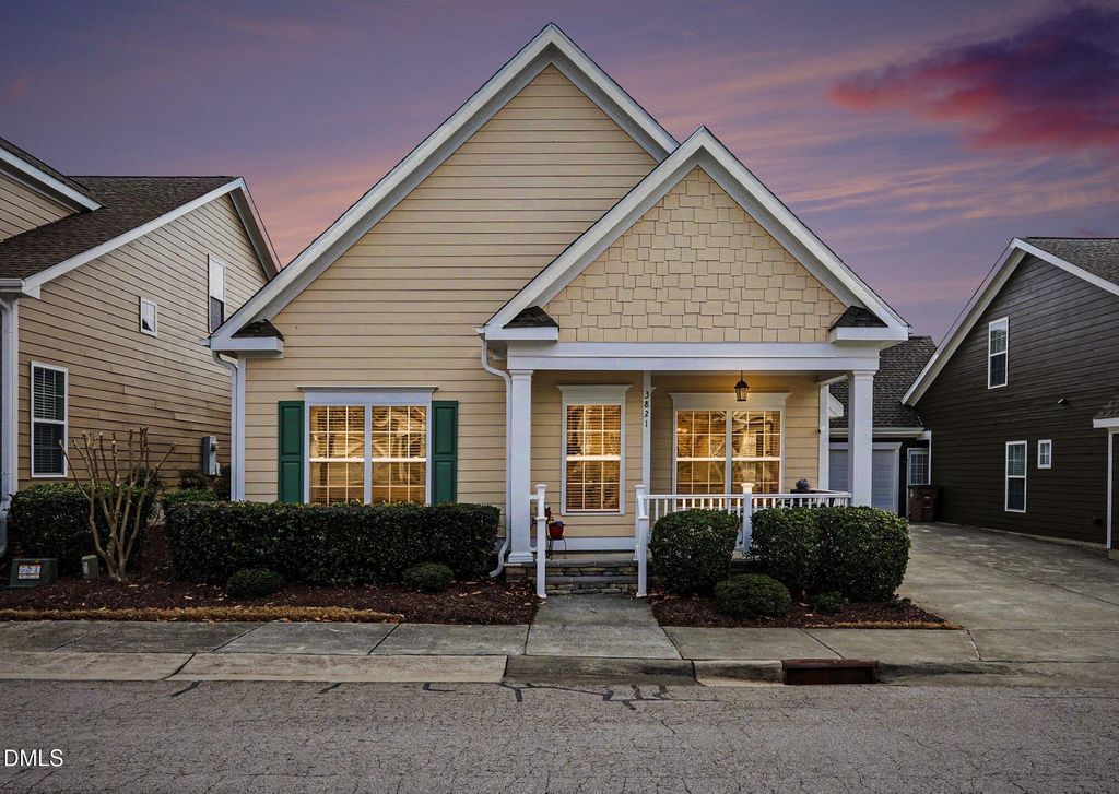 3821 Heritage Spring Circle, Wake Forest, NC 27587