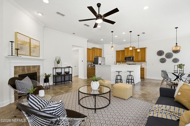 6325 ENDELSTOW Lane, Jacksonville, FL 32258
