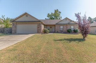 13 Trinity Drive, Cabot, AR 72023