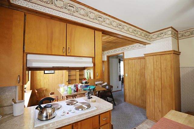 536 Warren Avenue, Flushing, MI 48433