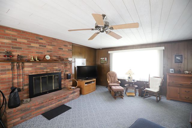 536 Warren Avenue, Flushing, MI 48433