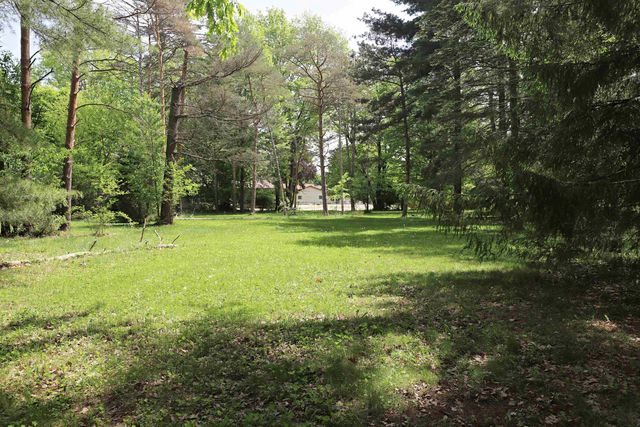 536 Warren Avenue, Flushing, MI 48433