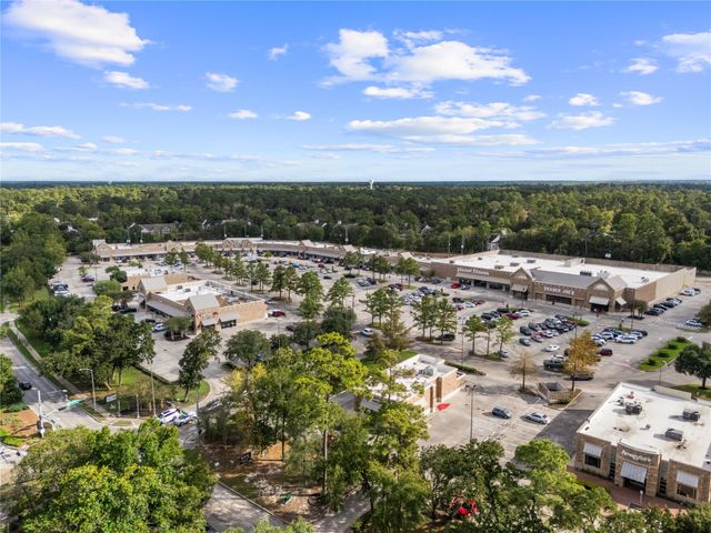 4719 Breezy Point Drive, Houston, TX 77345