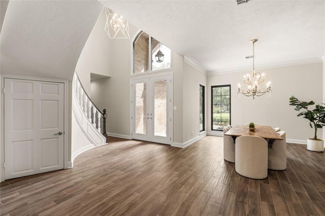 4719 Breezy Point Drive, Houston, TX 77345