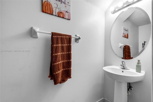 11428 SW 254th St, Homestead, FL 33032