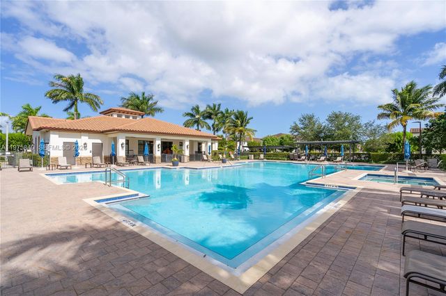 11428 SW 254th St, Homestead, FL 33032