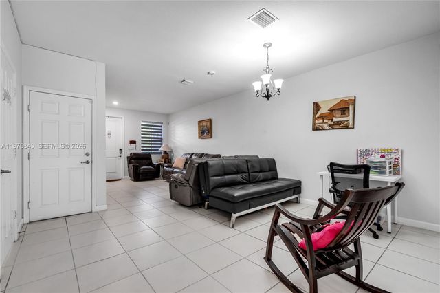 11428 SW 254th St, Homestead, FL 33032