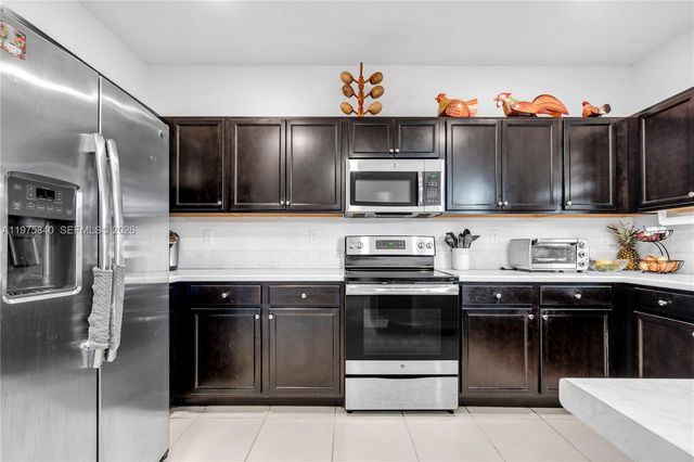 11428 SW 254th St, Homestead, FL 33032