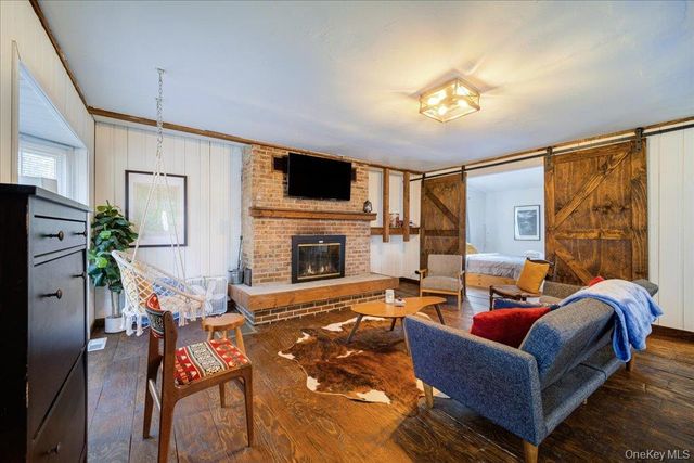 34 Overlook Road, Woodbourne, NY 12788