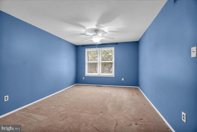 2057 HARBOUR DR, Palmyra, NJ 08065