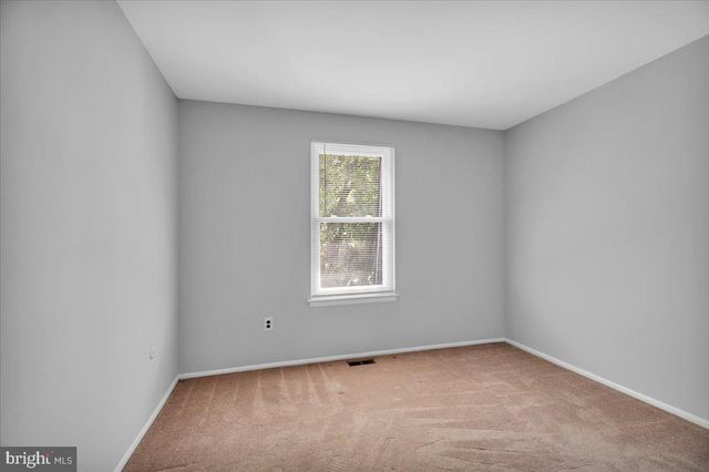 2057 HARBOUR DR, Palmyra, NJ 08065