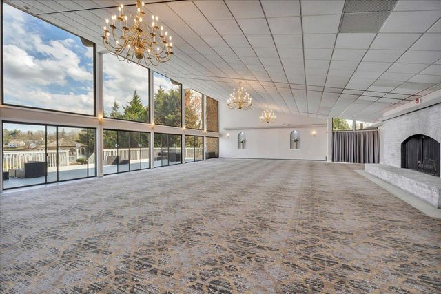 2057 HARBOUR DR, Palmyra, NJ 08065