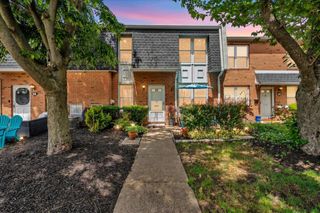 2057 HARBOUR DR, Palmyra, NJ 08065