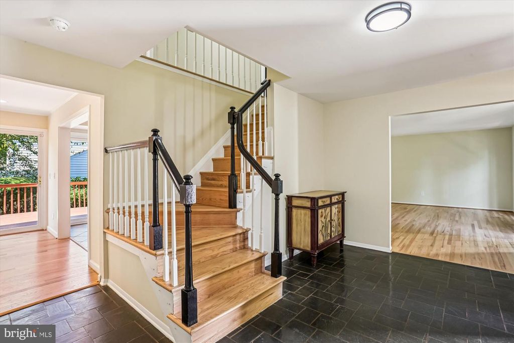 9017 FALLS CHAPEL WAY, Potomac, MD 20854