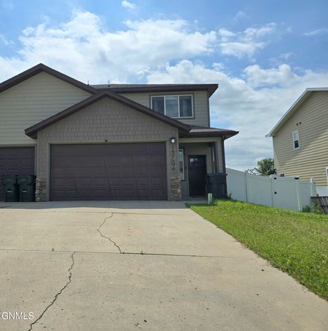 13704 Kristina Street, Williston, ND 58801 property photo