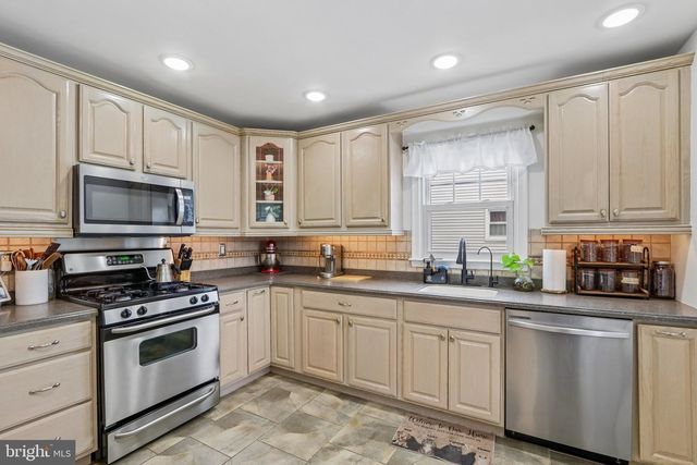 317 UNION AVE, Bellmawr, NJ 08031
