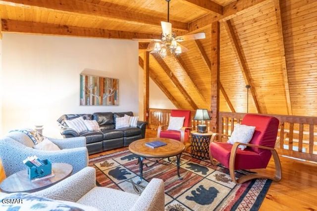 1114 Bear Paw Ridge Way, Sevierville, TN 37862