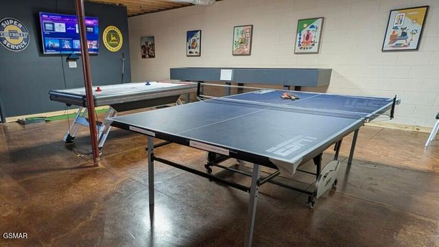 1114 Bear Paw Ridge Way, Sevierville, TN 37862