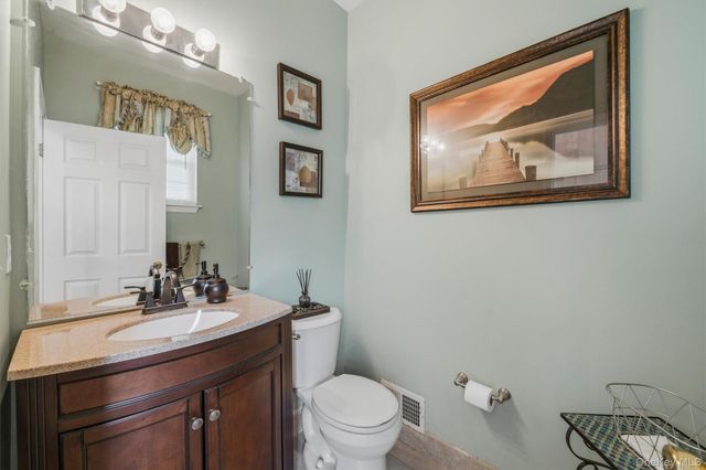 26 Scofield Court, Peekskill, NY 10566