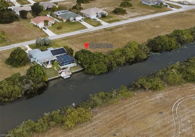 342 NE 25th TER, Cape Coral, FL 33909