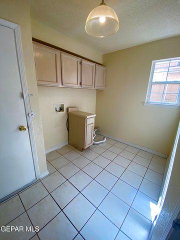 12521 CRYSTAL RIDGE Street, El Paso, TX 79938