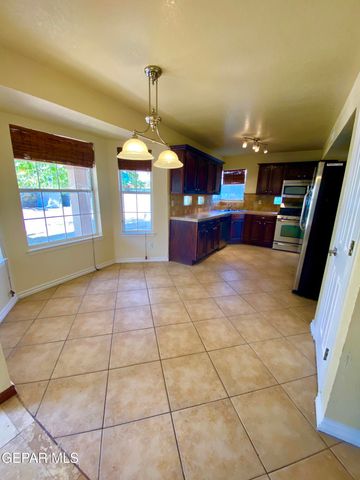 12521 CRYSTAL RIDGE Street, El Paso, TX 79938