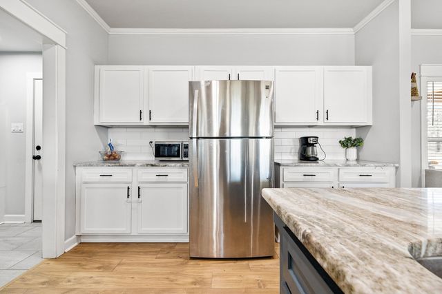 11638 Mars Hill Road, Bauxite, AR 72011