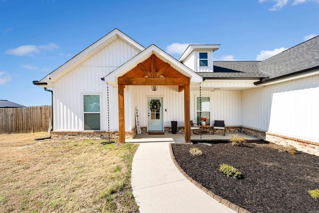 11638 Mars Hill Road, Bauxite, AR 72011