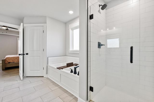 11638 Mars Hill Road, Bauxite, AR 72011