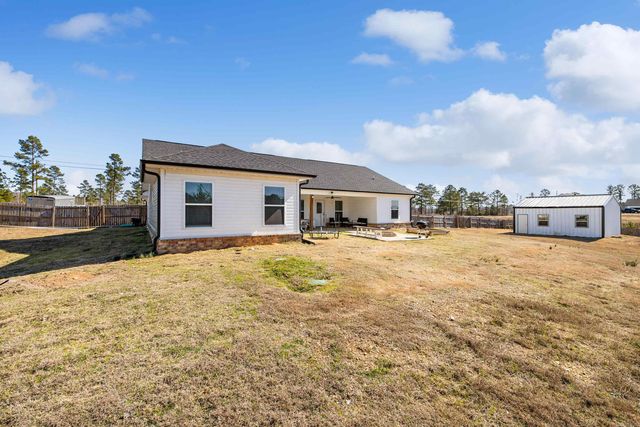 11638 Mars Hill Road, Bauxite, AR 72011