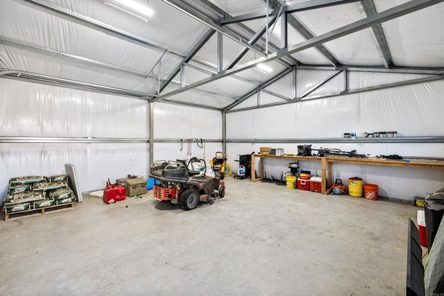 11638 Mars Hill Road, Bauxite, AR 72011