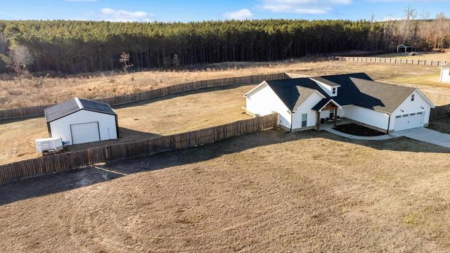 11638 Mars Hill Road, Bauxite, AR 72011